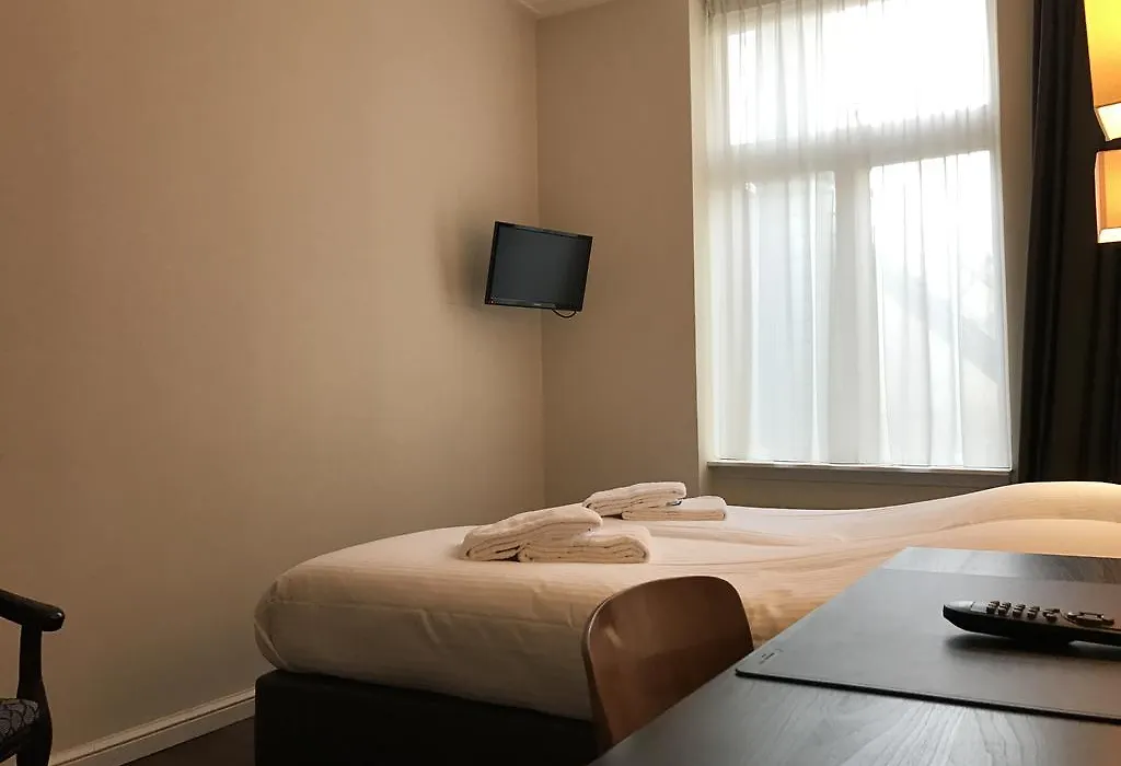 Hotel Carillon-1